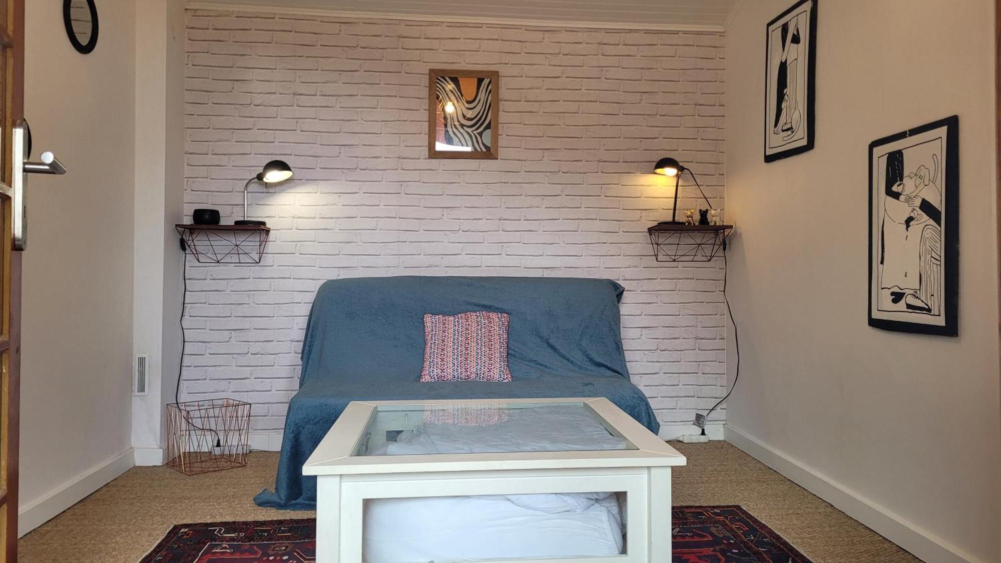 B&B Chambres "Chez Meme Germaine" Caramany Exterior foto